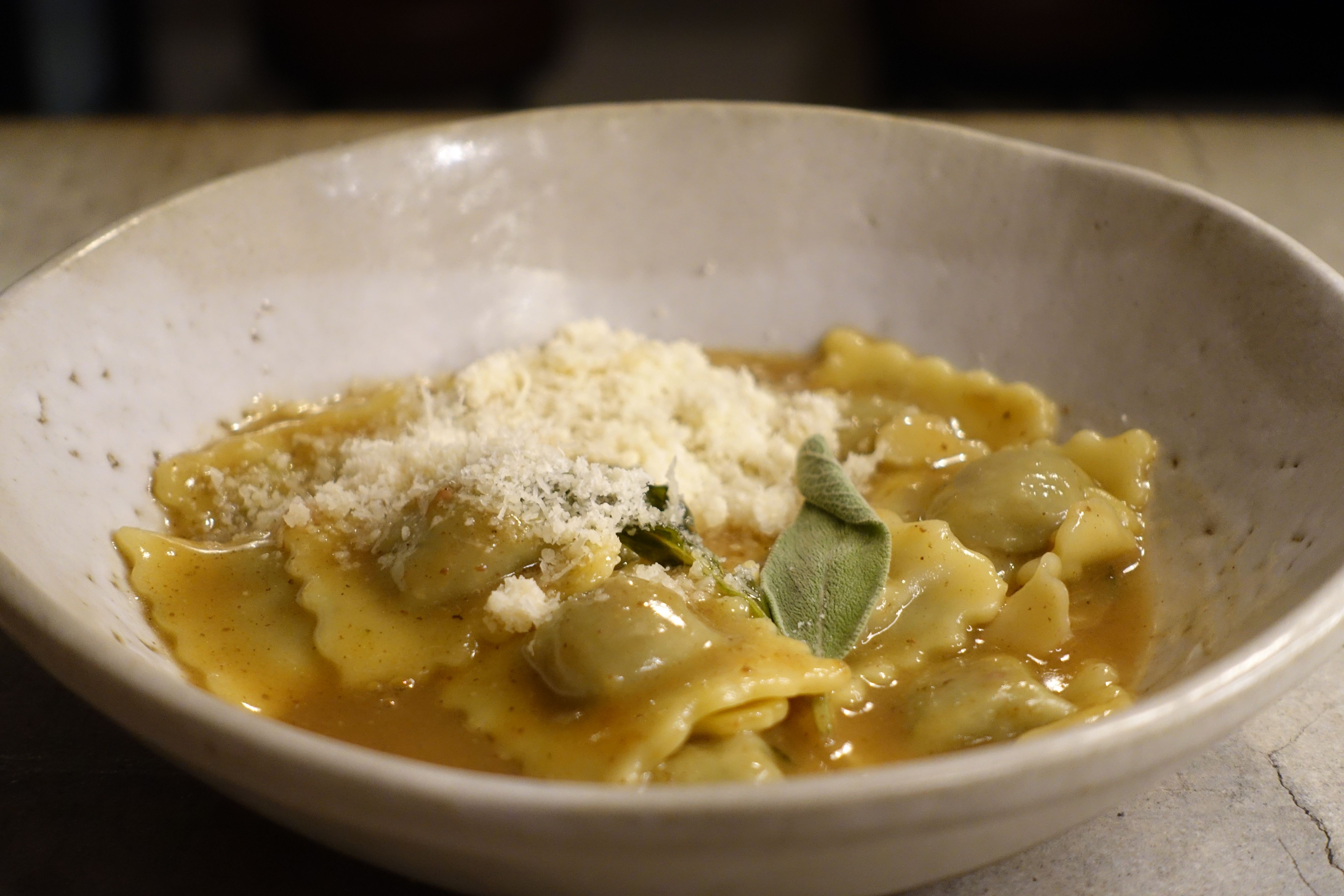 Agnolotti al sugo d'arrosto 